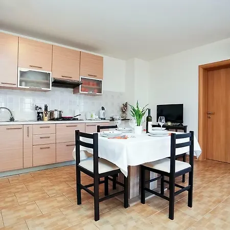 Anamarija Apartment