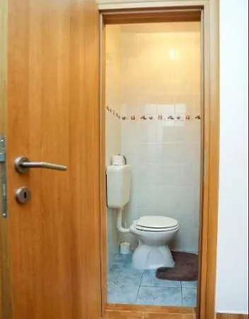 Apartament Anamarija *